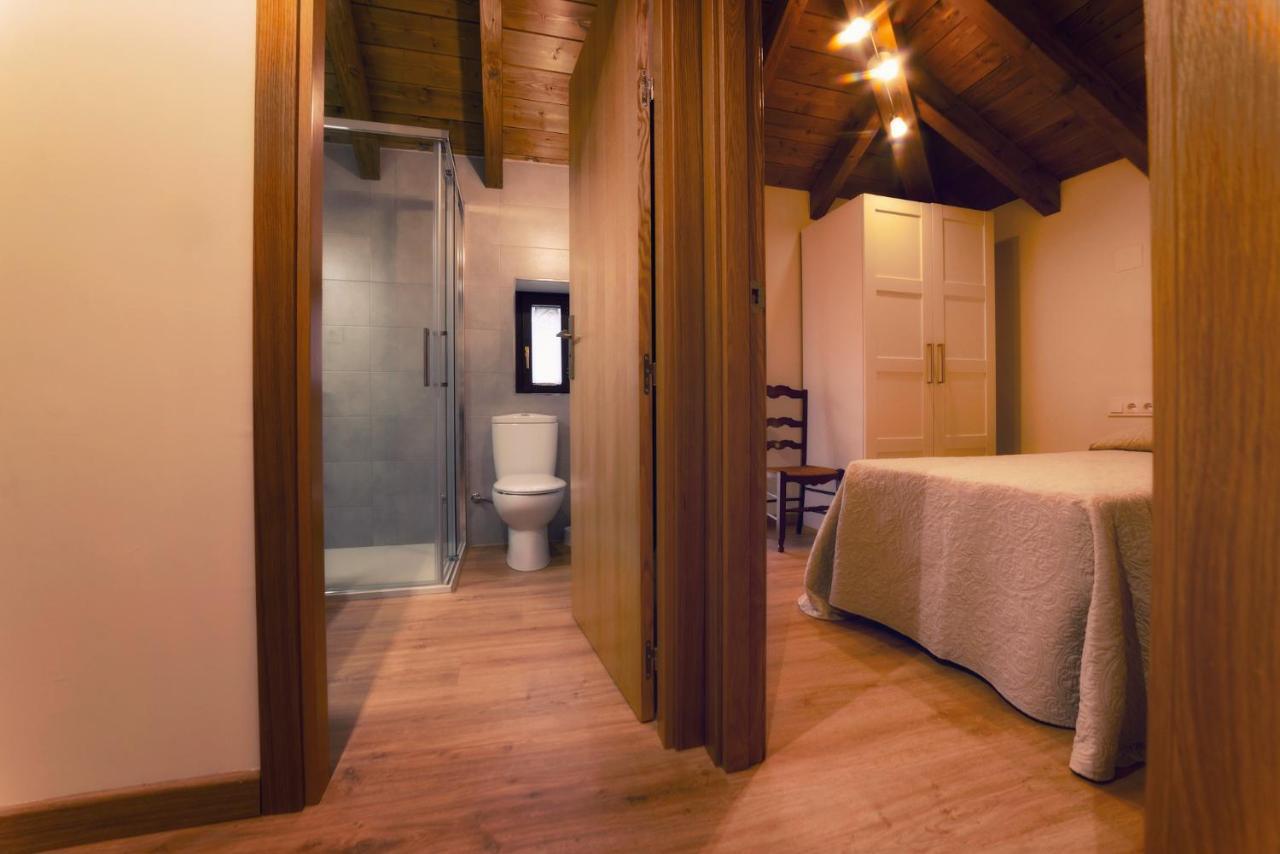 Apartamentos Camino De La Val Borau Luaran gambar