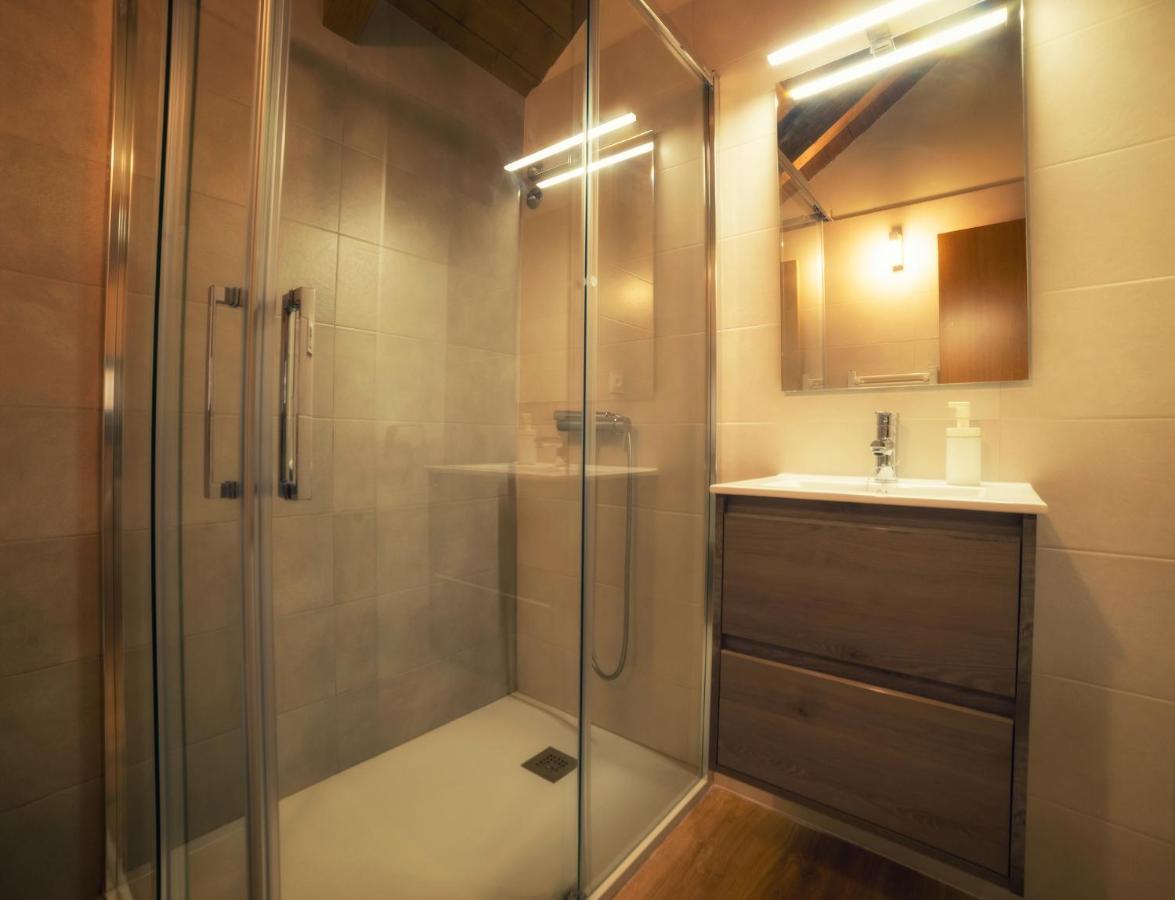 Apartamentos Camino De La Val Borau Luaran gambar